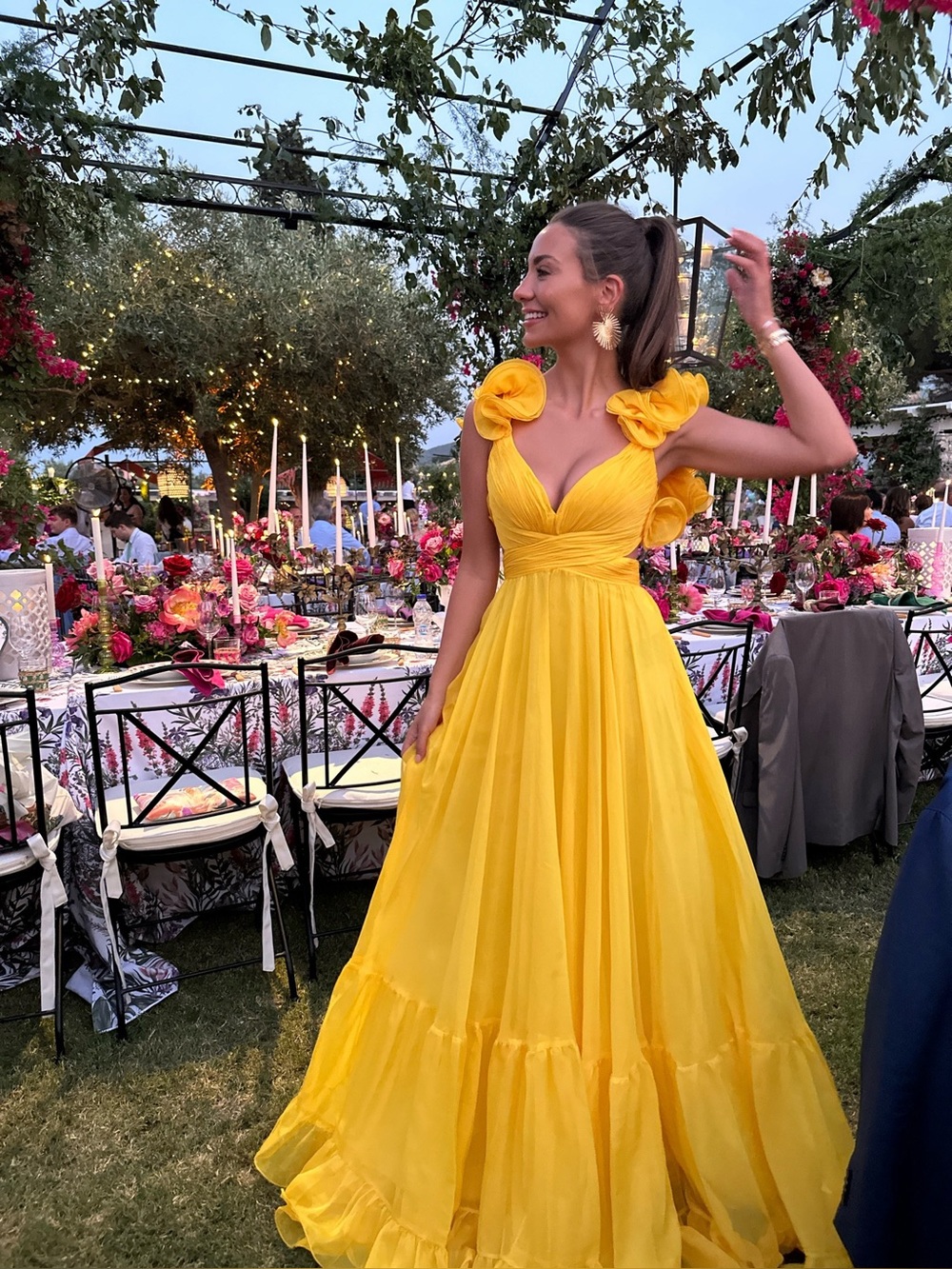 NWT Mac Duggal 67911 Sunshine‎ Yellow Ruffle Tiered Cut-Out Chiffon Gown
